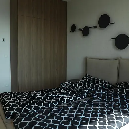 Apartment Premium In Center Of *